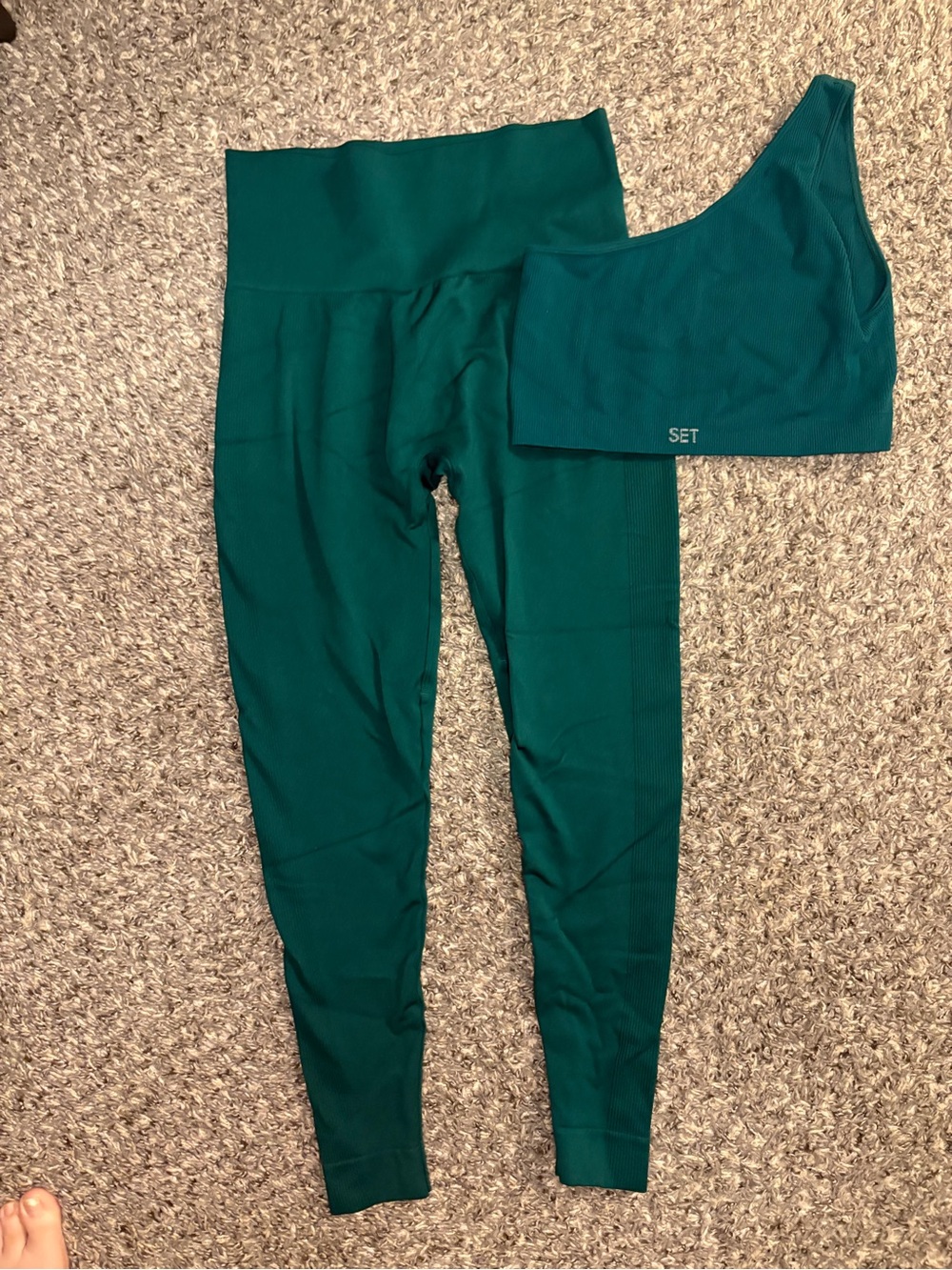 Set Active One-Shoulder Active Legging Set - Deep Green - Picture 3 of 5